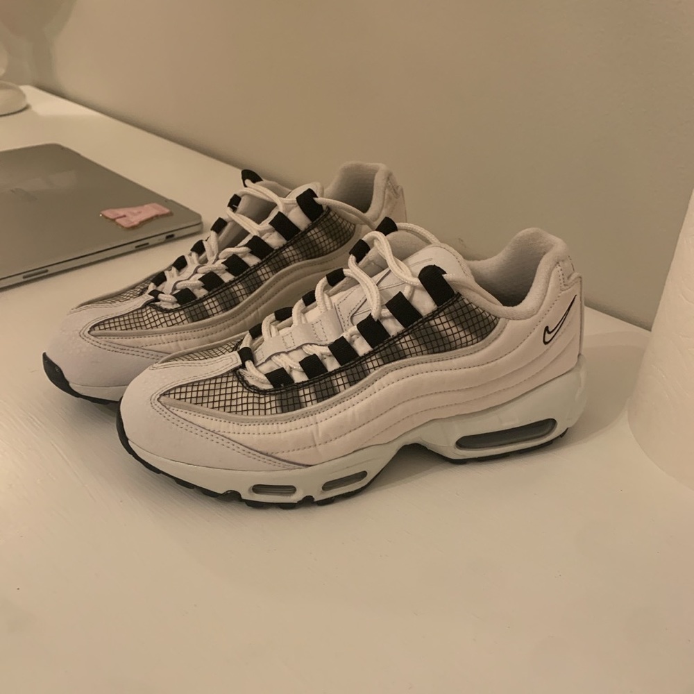 White & Black custom Nike Airmax 95 shoes
